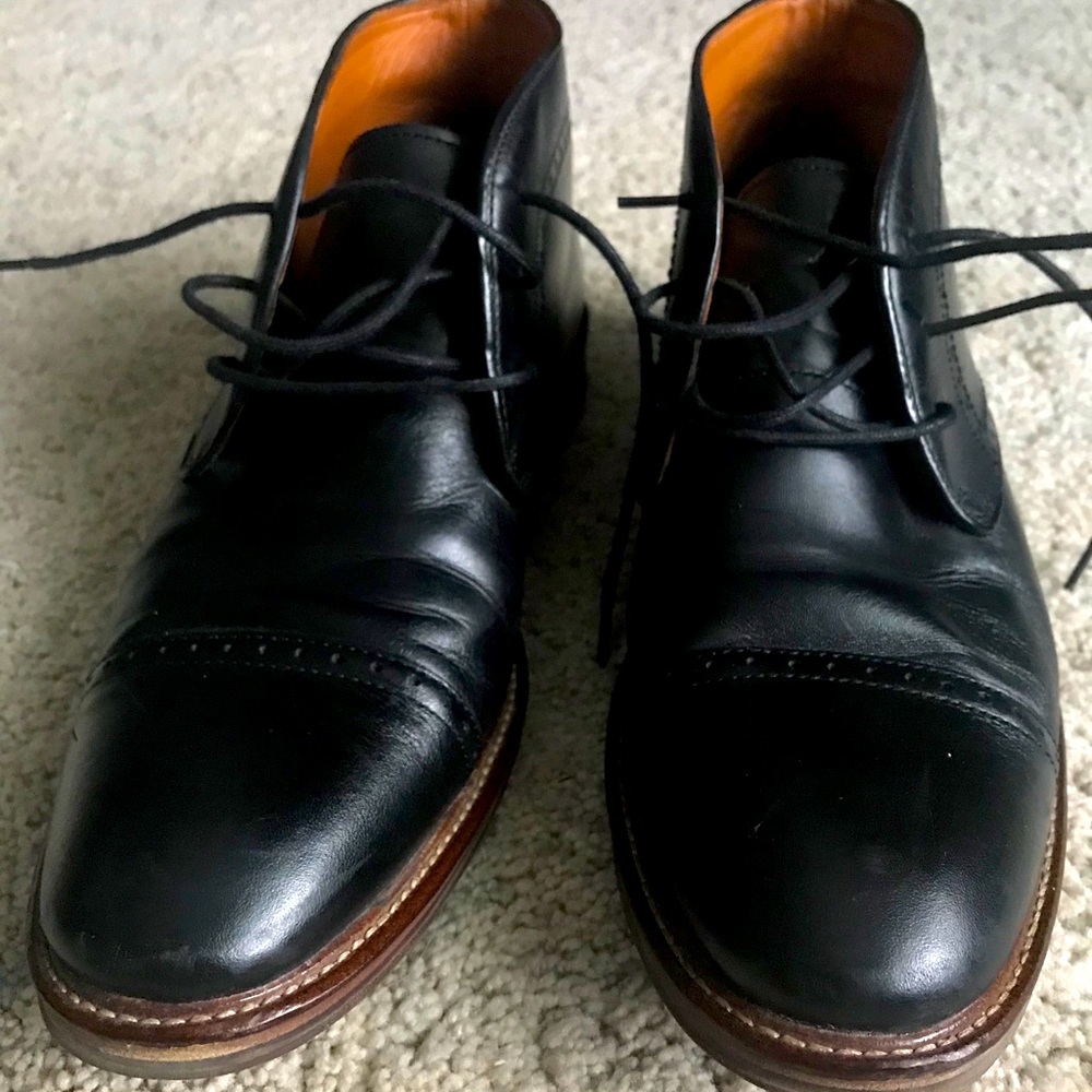 Black leather captoe Chelsea boots lace-up 10M